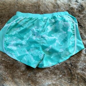 Medium Under Armour Shorts